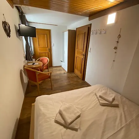 Tyrol 3*