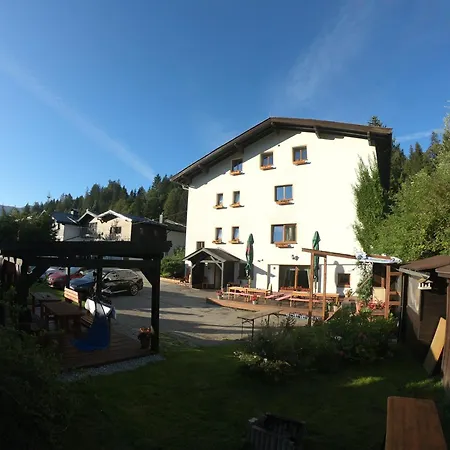 Tyrol Πανσιόν